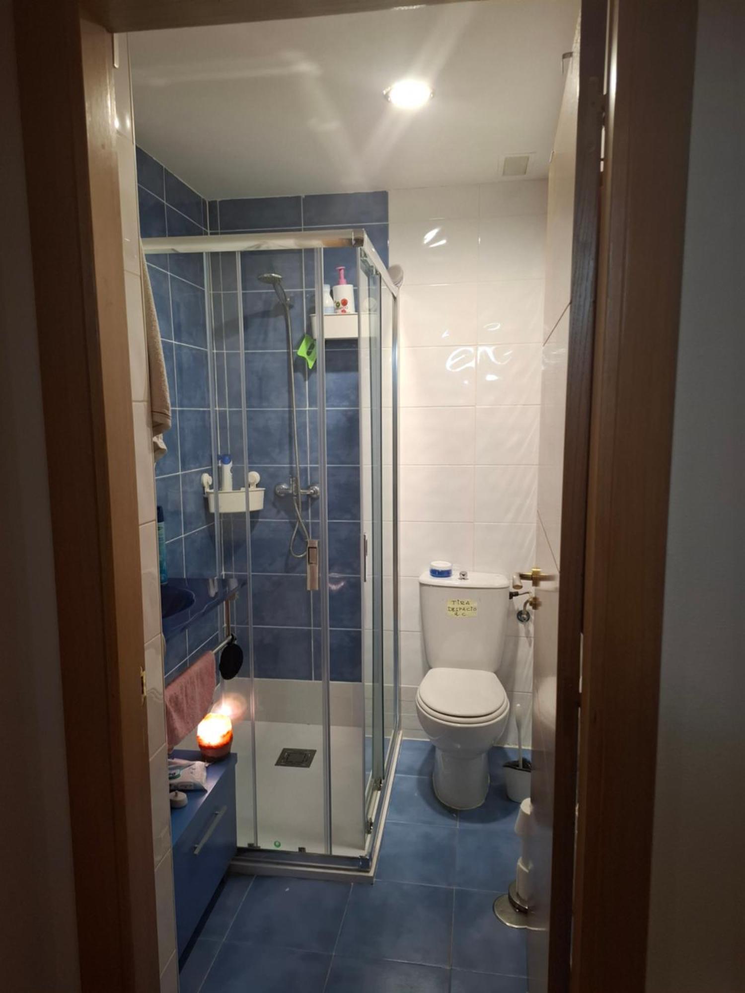 Habitaciones Individuales Wifi Tv Microondas Cerca Del Aeropuerto Madrid Habitacion Grande Wc Privado O Habitacion Pequena Wc Compartido Muy Tranquilas Bien Comunicadas Tren Metro Bus Facil Aparcamiento San Sebastian De Los Reyes Luaran gambar
